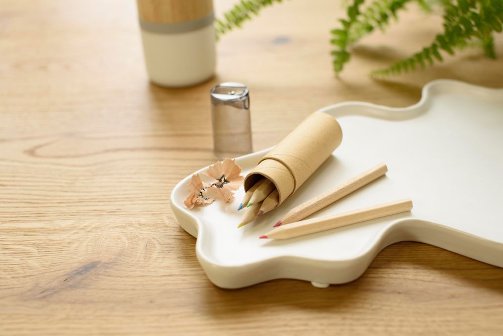 ABS en kartonnen koker met potloden Libbie