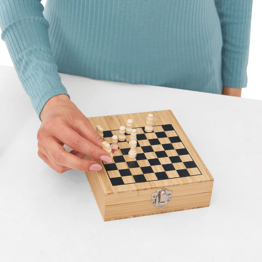 BAMBOO CHESS - Wijnset met schaakspel